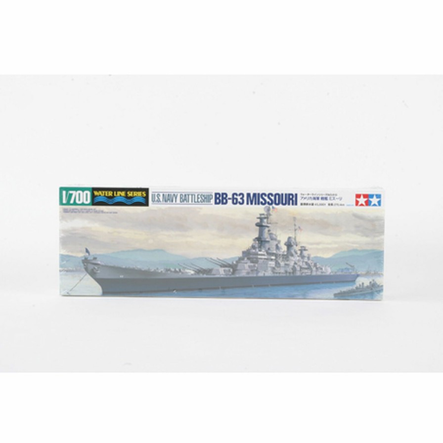 Cars & Trucks * | Tamiya 1/700 U.S.Navy Battleship Missouri